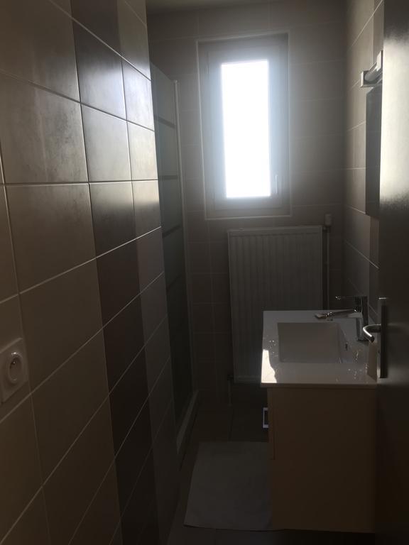 Gite Le Logis Dauphinois Roussillon  Екстер'єр фото