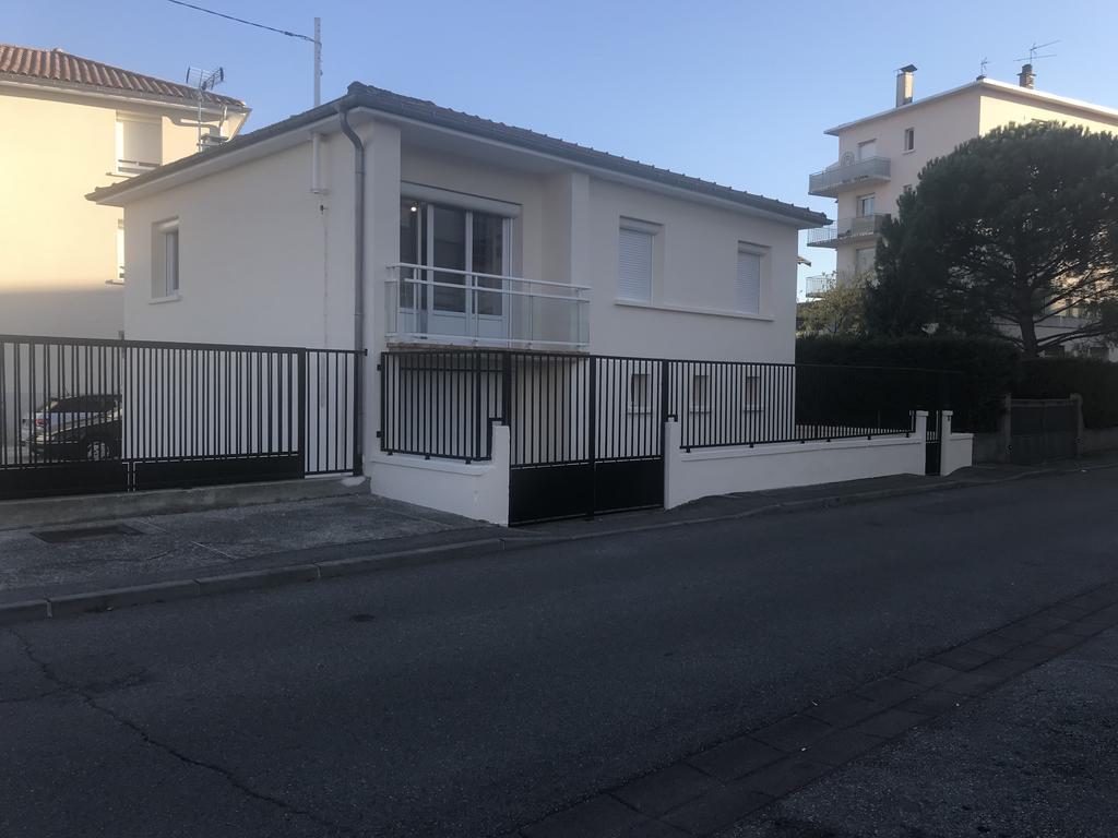 Gite Le Logis Dauphinois Roussillon  Екстер'єр фото